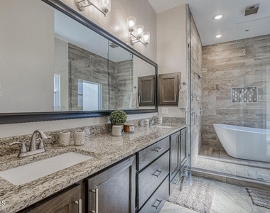 2816 Sammy Cervantes Street - Photo Thumbnail 3