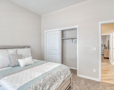 2816 Sammy Cervantes Street - Photo Thumbnail 36