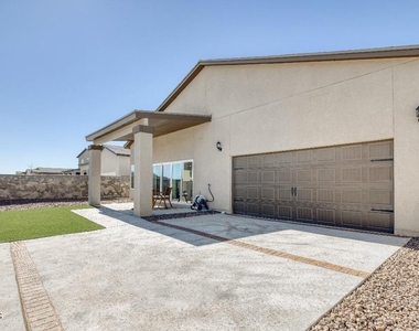 2816 Sammy Cervantes Street - Photo Thumbnail 47