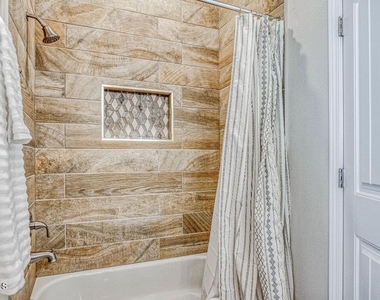 2816 Sammy Cervantes Street - Photo Thumbnail 41