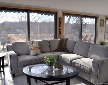 92 High Ridge Road - Photo Thumbnail 4