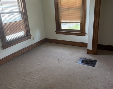 59 Baldwin Avenue - Photo Thumbnail 6