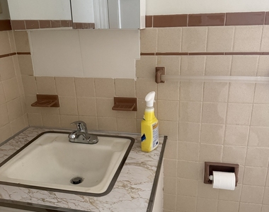 59 Baldwin Avenue - Photo Thumbnail 5