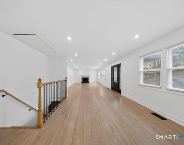 20 Oakridge Road - Photo Thumbnail 12