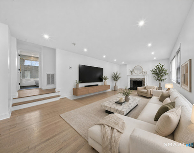 20 Oakridge Road - Photo Thumbnail 7