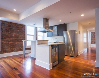 116 Crown Street - Photo Thumbnail 3