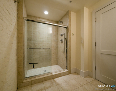 116 Crown Street - Photo Thumbnail 15