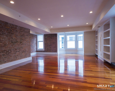 116 Crown Street - Photo Thumbnail 1