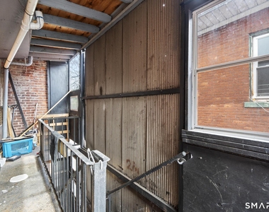 26 Lawrence Street - Photo Thumbnail 15