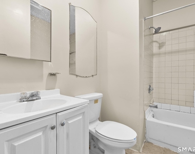 26 Lawrence Street - Photo Thumbnail 14