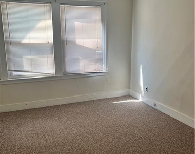 250 Willow Street - Photo Thumbnail 8