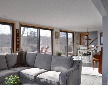 92 High Ridge Road - Photo Thumbnail 6