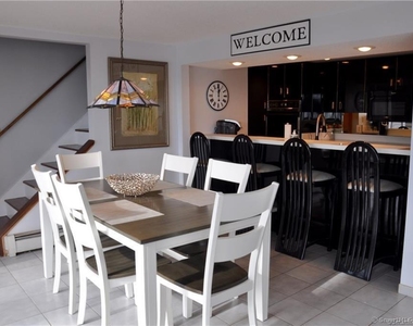 92 High Ridge Road - Photo Thumbnail 8