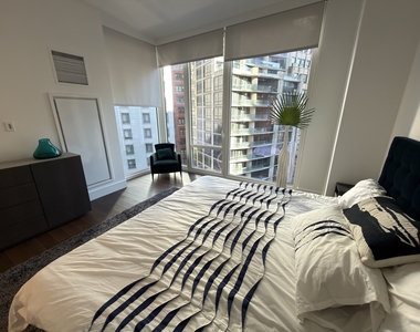 East 44th Street, New York, NY 10017 - Photo Thumbnail 5