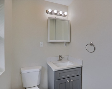 102 Kathleen Dr - Photo Thumbnail 14