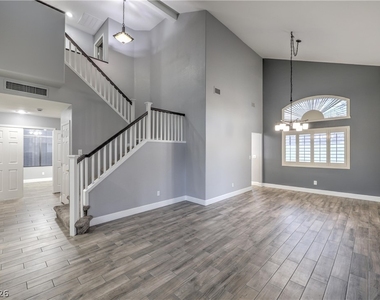 9785 Trail Rider Drive - Photo Thumbnail 7