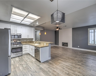 9785 Trail Rider Drive - Photo Thumbnail 18