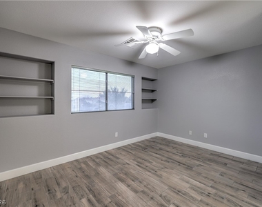 9785 Trail Rider Drive - Photo Thumbnail 31
