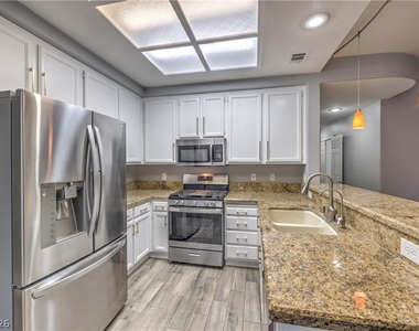 9785 Trail Rider Drive - Photo Thumbnail 15