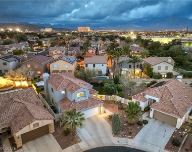 9785 Trail Rider Drive - Photo Thumbnail 4