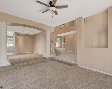 1934 Grey Eagle Street - Photo Thumbnail 6