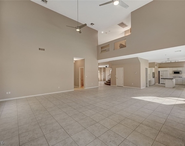 1934 Grey Eagle Street - Photo Thumbnail 24