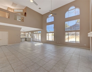 1934 Grey Eagle Street - Photo Thumbnail 23