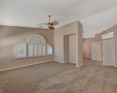 1934 Grey Eagle Street - Photo Thumbnail 33