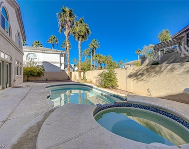 1934 Grey Eagle Street - Photo Thumbnail 57