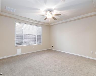 10956 Hunting Hawk Road - Photo Thumbnail 21