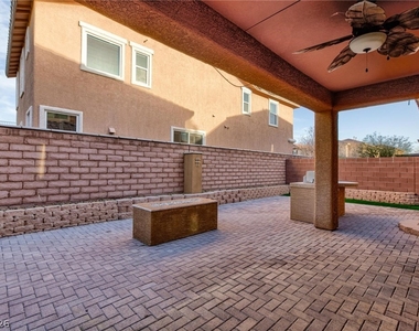 10956 Hunting Hawk Road - Photo Thumbnail 7