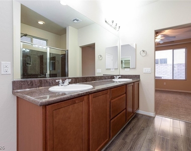10956 Hunting Hawk Road - Photo Thumbnail 27