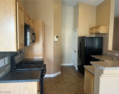 9440 Thunder Sky Street - Photo Thumbnail 3