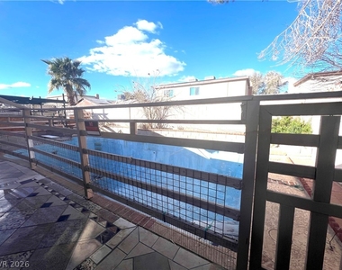7054 Fenway Avenue - Photo Thumbnail 28