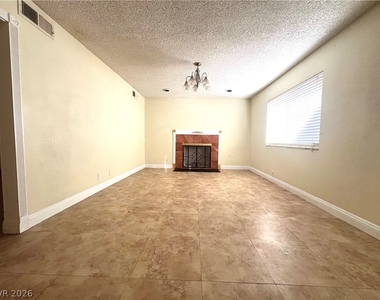 7054 Fenway Avenue - Photo Thumbnail 6