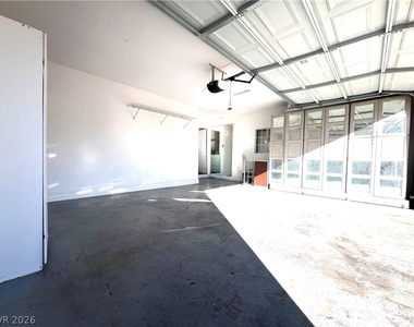 7054 Fenway Avenue - Photo Thumbnail 26