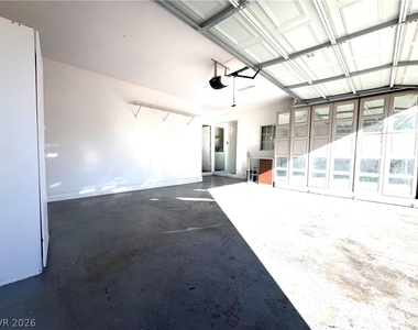 7054 Fenway Avenue - Photo Thumbnail 27