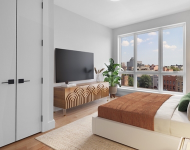 411 Meeker Avenue - Photo Thumbnail 3