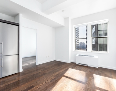 116 John Street #2007 - Photo Thumbnail 1
