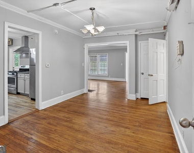 2728 Winburn Terrace - Photo Thumbnail 6