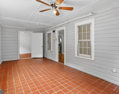 2728 Winburn Terrace - Photo Thumbnail 13