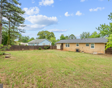 2161 Rochelle Way - Photo Thumbnail 19
