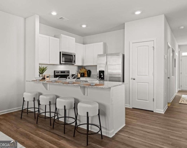5976 Skylar Drive - Photo Thumbnail 3