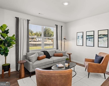 5976 Skylar Drive - Photo Thumbnail 7