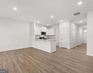 5976 Skylar Drive - Photo Thumbnail 21