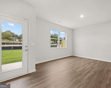 5976 Skylar Drive - Photo Thumbnail 20