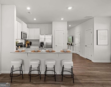 5976 Skylar Drive - Photo Thumbnail 4