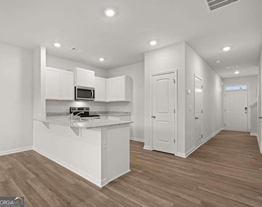5976 Skylar Drive - Photo Thumbnail 14