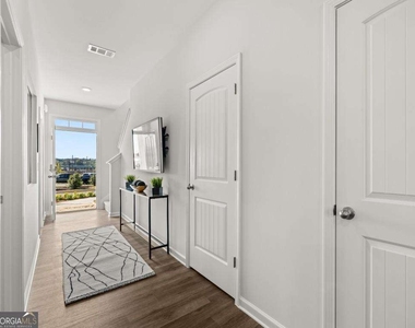 5976 Skylar Drive - Photo Thumbnail 2