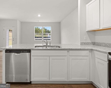 5976 Skylar Drive - Photo Thumbnail 17